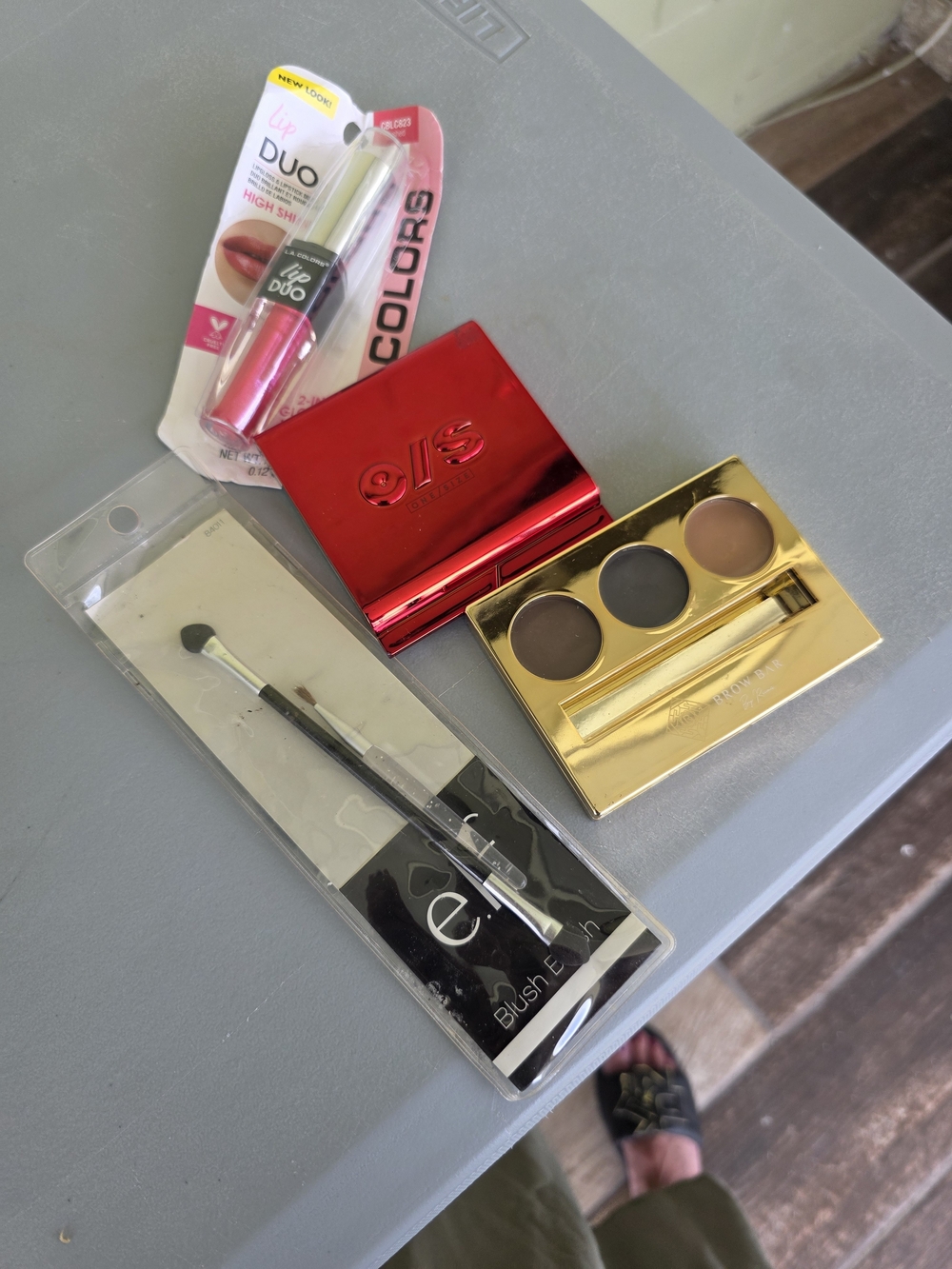 L.A. Colors Lipgloss & Lipstick Duo in Red and Gold Packaging